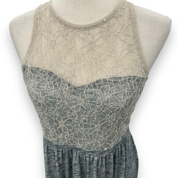 Kimchi Blue Urban Outfitters Lace Maxi Dress Size Large Illusion Sheer Slit EUC - Picture 5 of 11